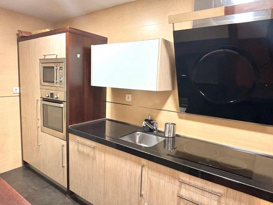 Apartamento Forum - Ciencias Granada Ngoại thất bức ảnh