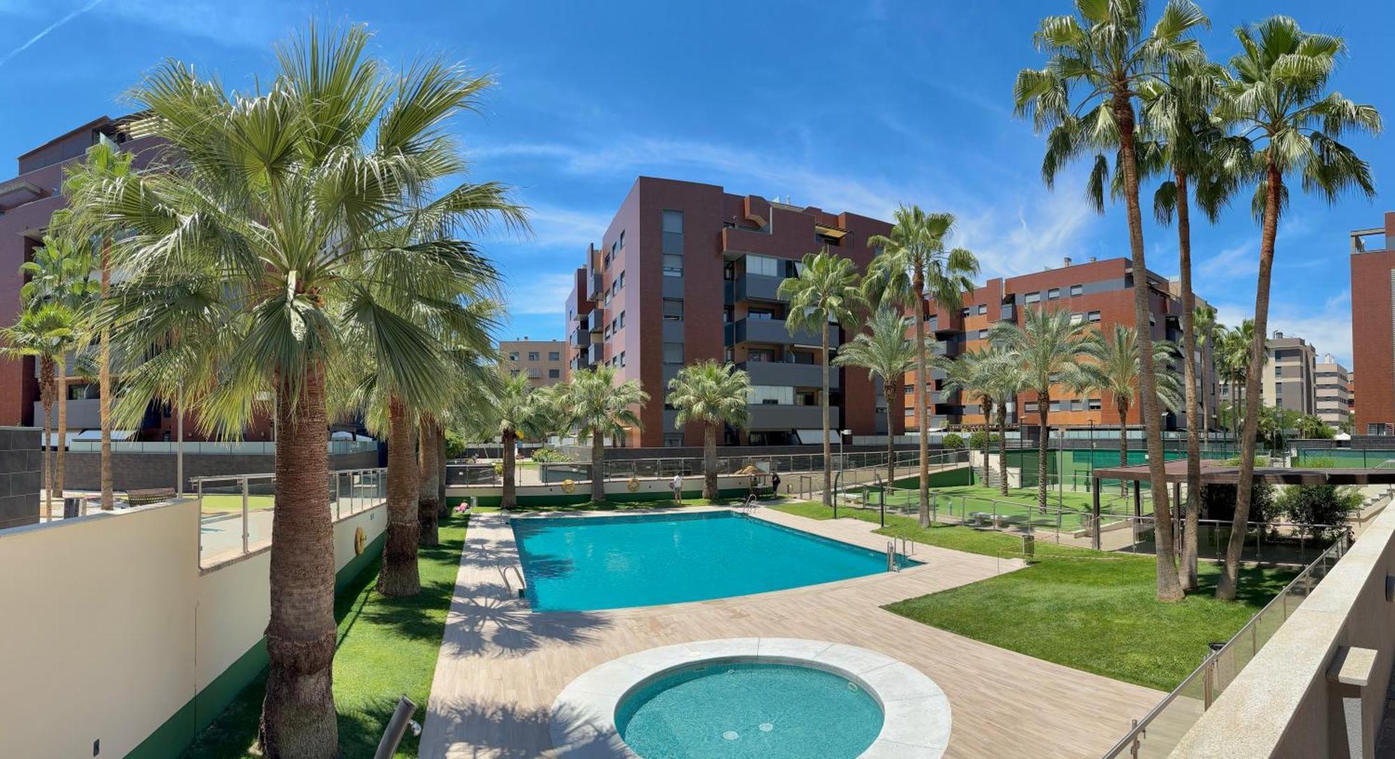 Apartamento Forum - Ciencias Granada Ngoại thất bức ảnh