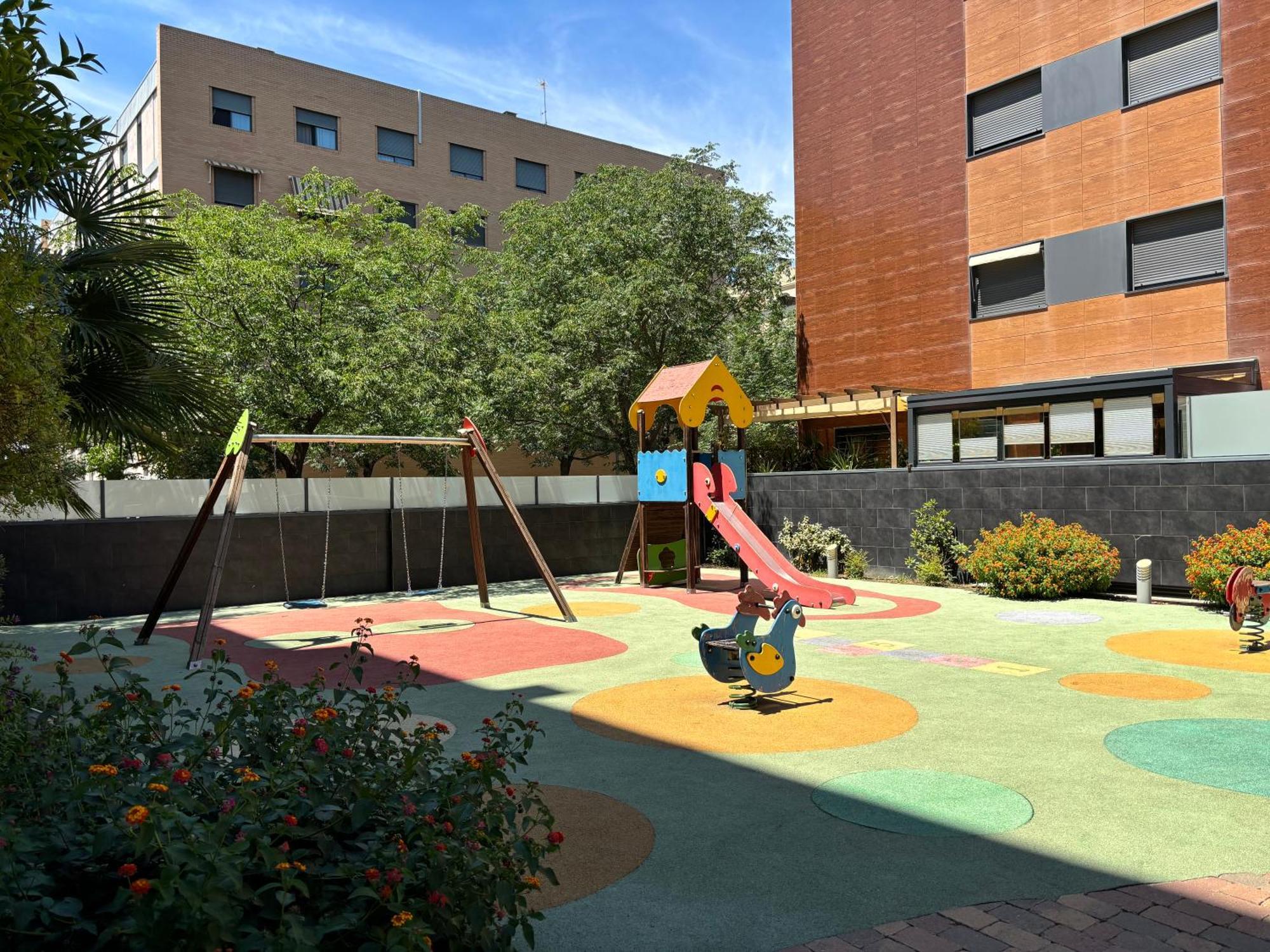 Apartamento Forum - Ciencias Granada Ngoại thất bức ảnh